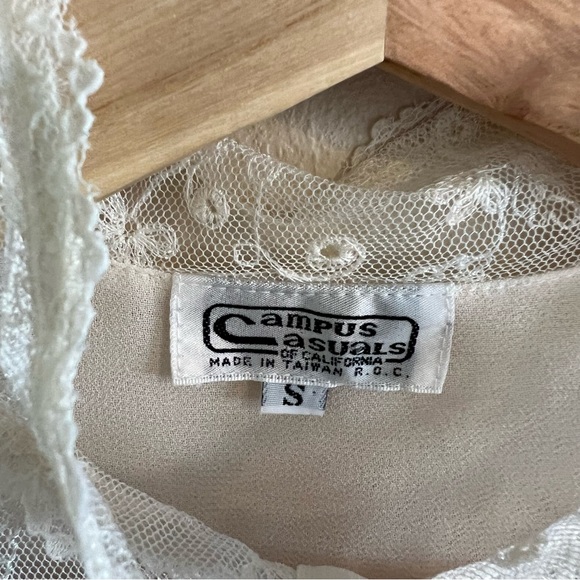 Vintage 70’s Prairie Button Up Blouse - Picture 8 of 11